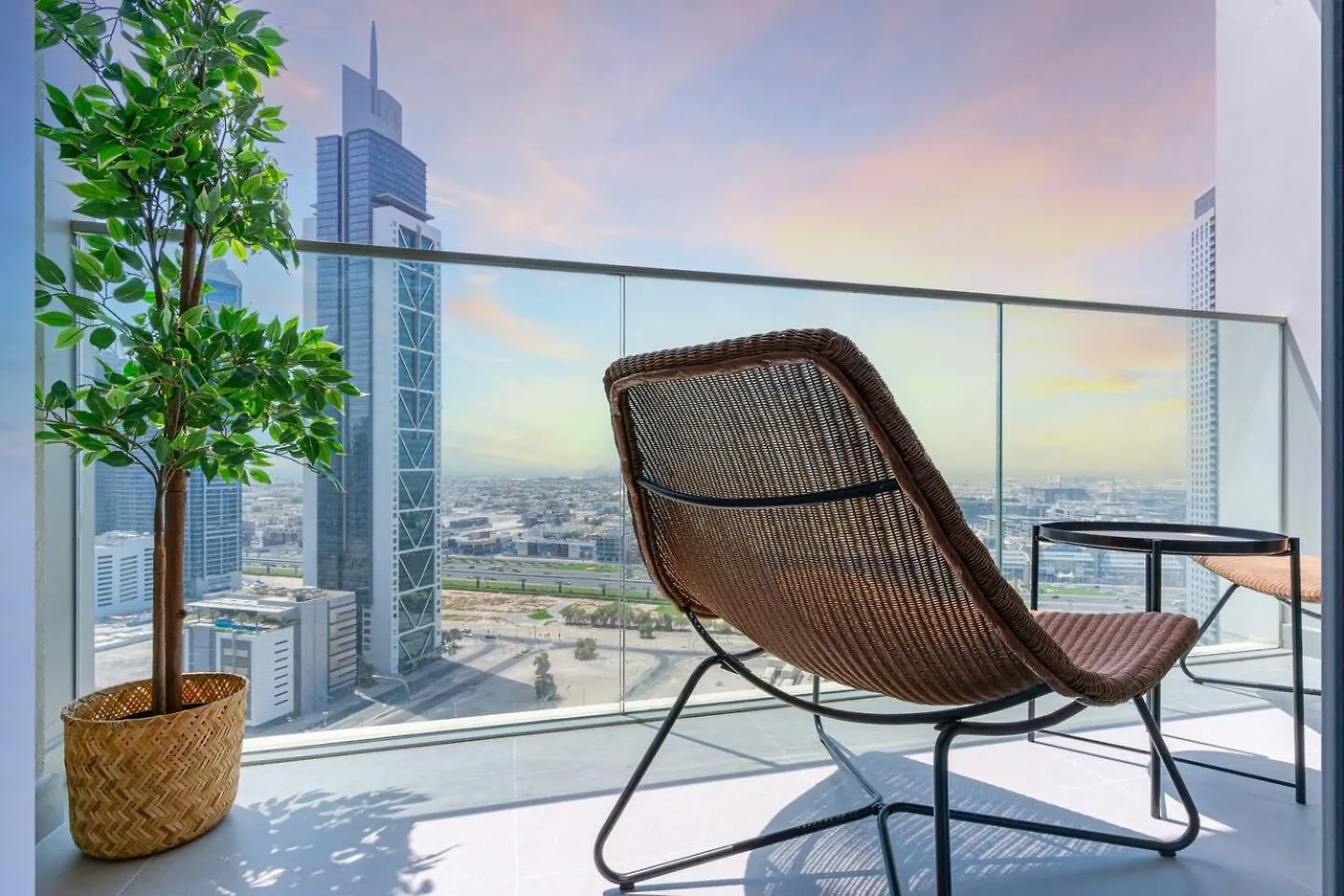 Sky-High Downtown 1Br Steps From Burj Khalifa Apartment Dubai