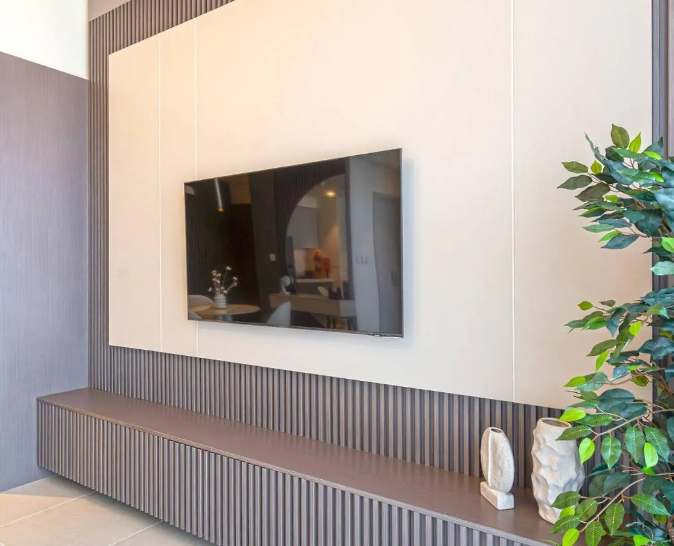 Sky-High Downtown 1Br Steps From Burj Khalifa Apartment Dubai