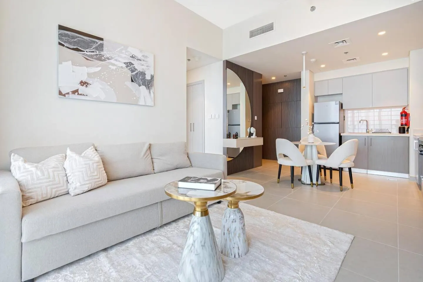 Sky-High Downtown 1Br Steps From Burj Khalifa Apartment Dubai